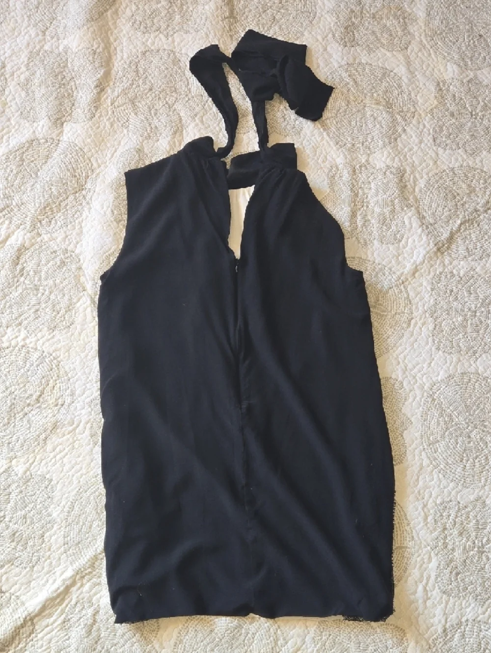 Dolce & Gabbana White Dress with Black Lace Trim - Picture 2 of 6